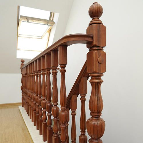 复式客厅楼梯栏杆选择